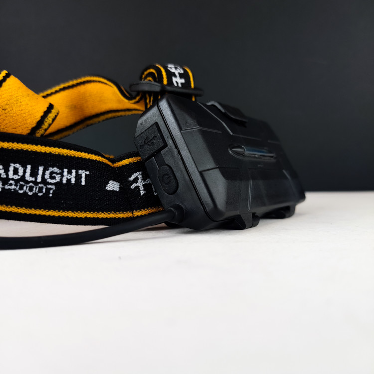 چراغ پیشانی - کوهنوردی- 8 لامپ - قابل شارژ - 4400 میلی آمپری (440007)(هوتچ)(Hoteche)