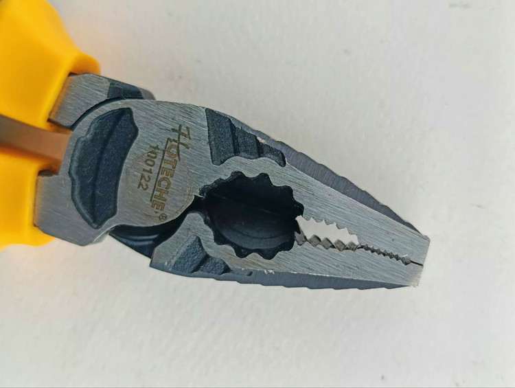 انبر دست فولادی حرارت دیده * 7 * اینچ ضد زنگ و ضد سایش فوق حرفه ای و صنعتی - برند اصلی Hoteche هوتچ (100122)