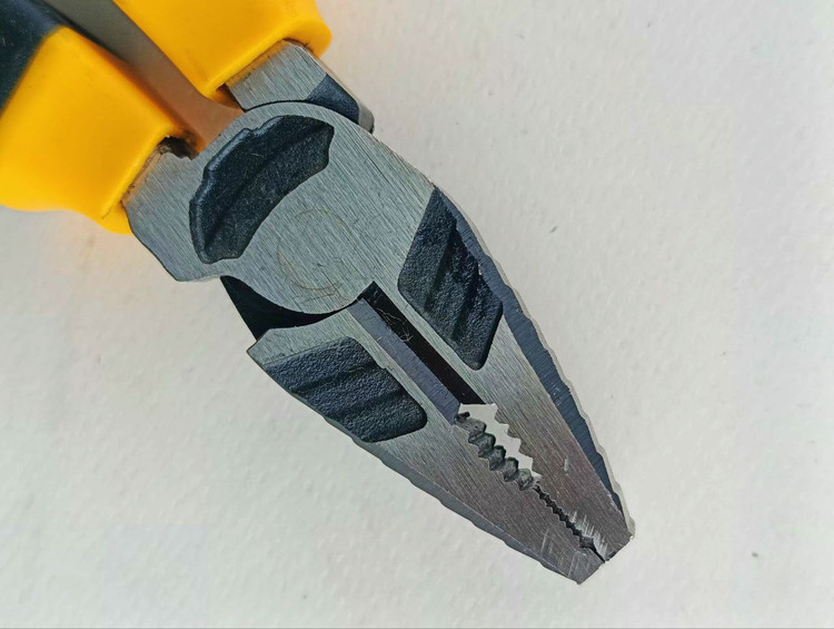 انبر دست فولادی حرارت دیده * 7 * اینچ ضد زنگ و ضد سایش فوق حرفه ای و صنعتی - برند اصلی Hoteche هوتچ (100122)